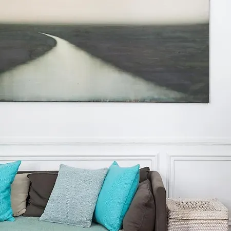 Rue De Bellechasse By Onefinestay Paris